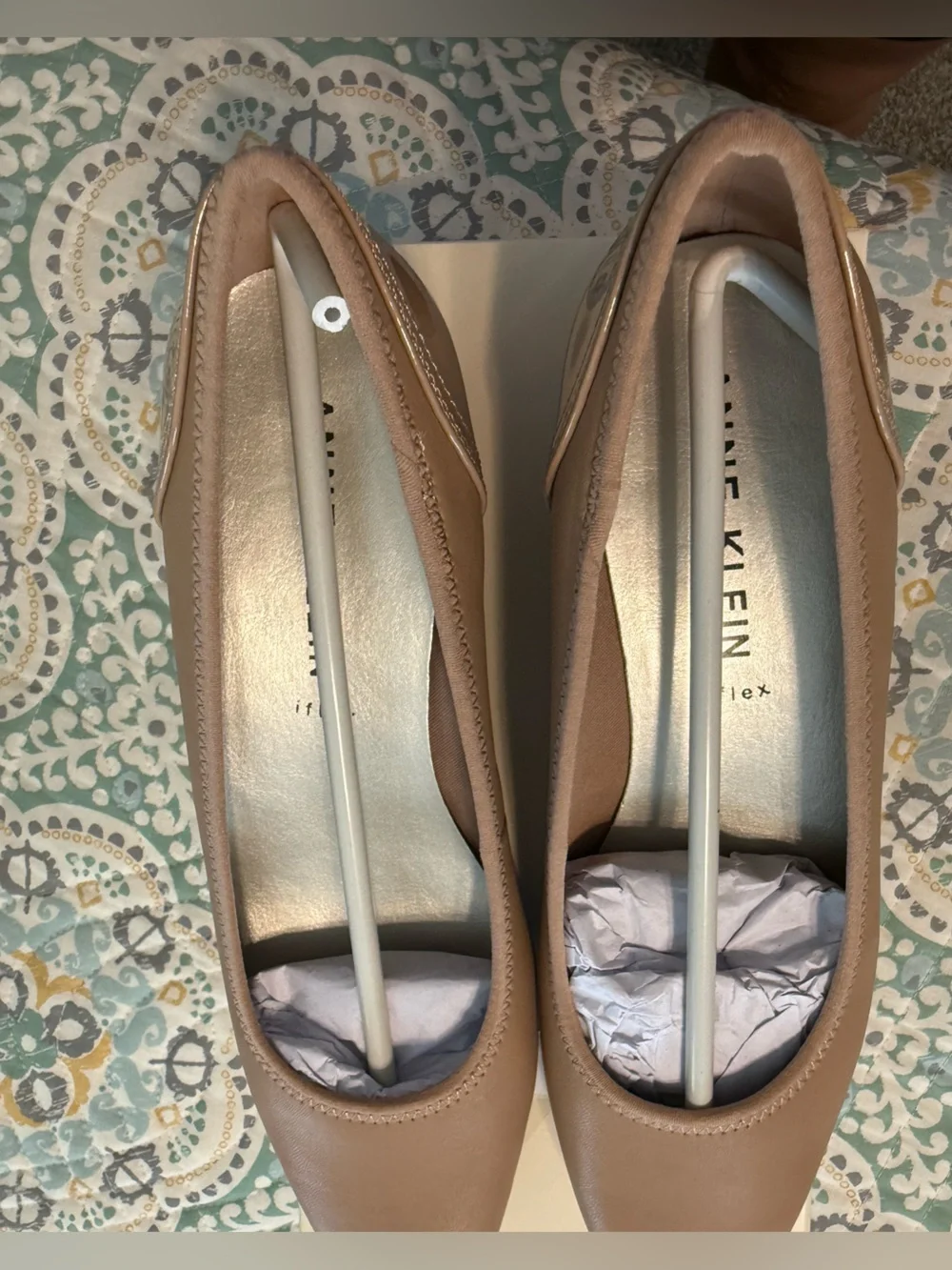 NWT Anne Klein Wisher Natural Tan Wedges 9